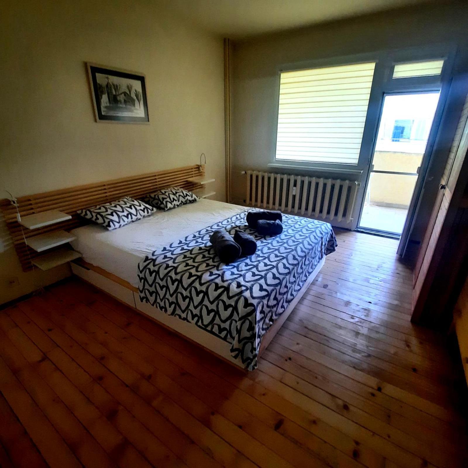 Spacious 3 Bedroom Apartment, Close To Metro Station صوفيا المظهر الخارجي الصورة